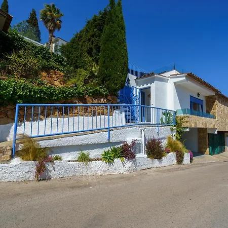 Perla Azul Lux, Vista Mar En Cala Canyelles, Aircon Apartment *