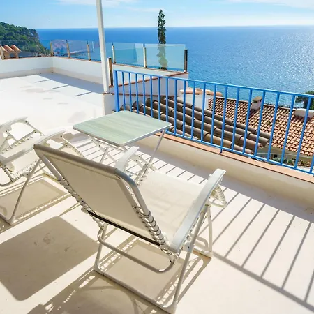 Perla Azul Lux, Vista Mar En Cala Canyelles, Aircon Apartment *